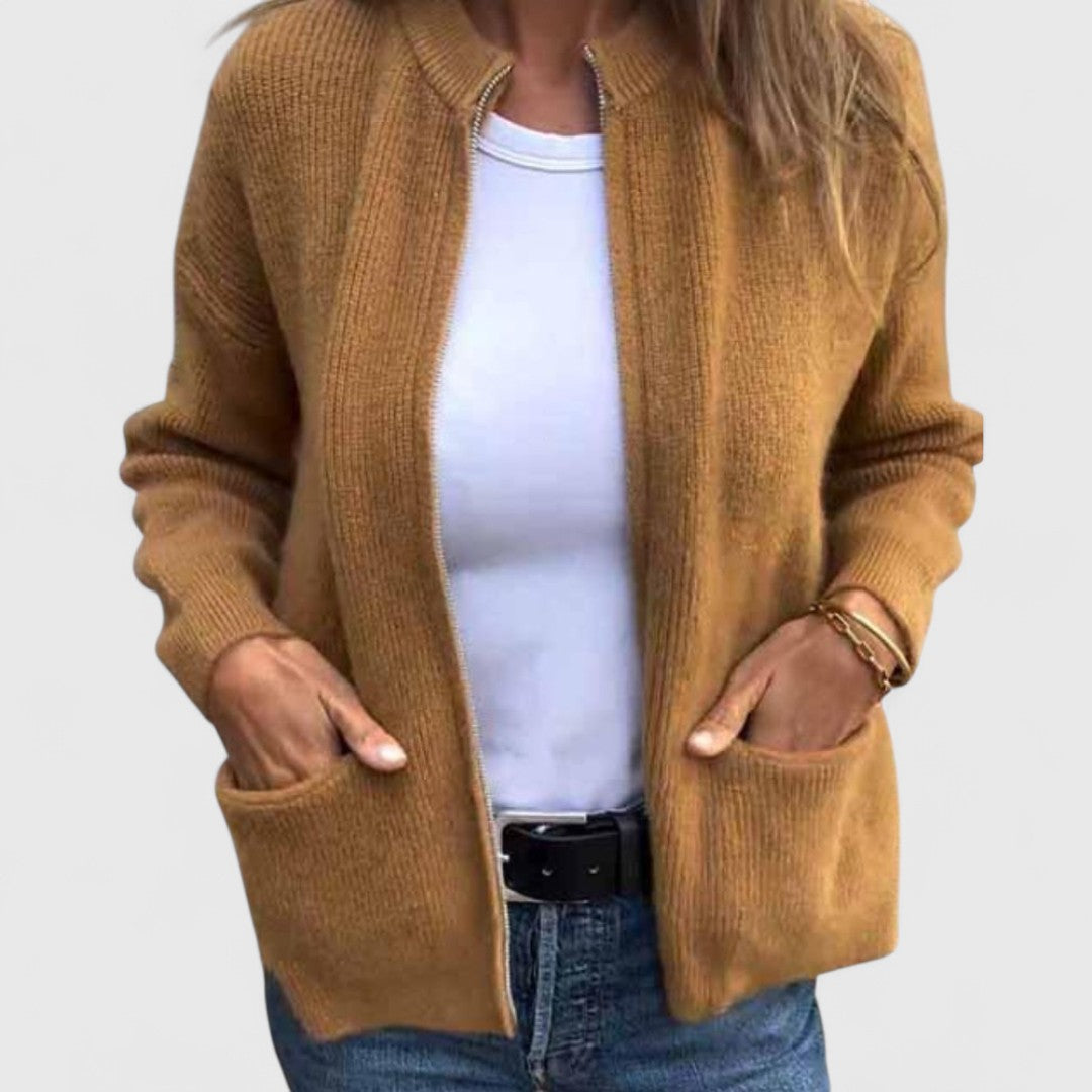 Slavica – veste ar elegantu dizainu un komfortu rudenim un ne tikai