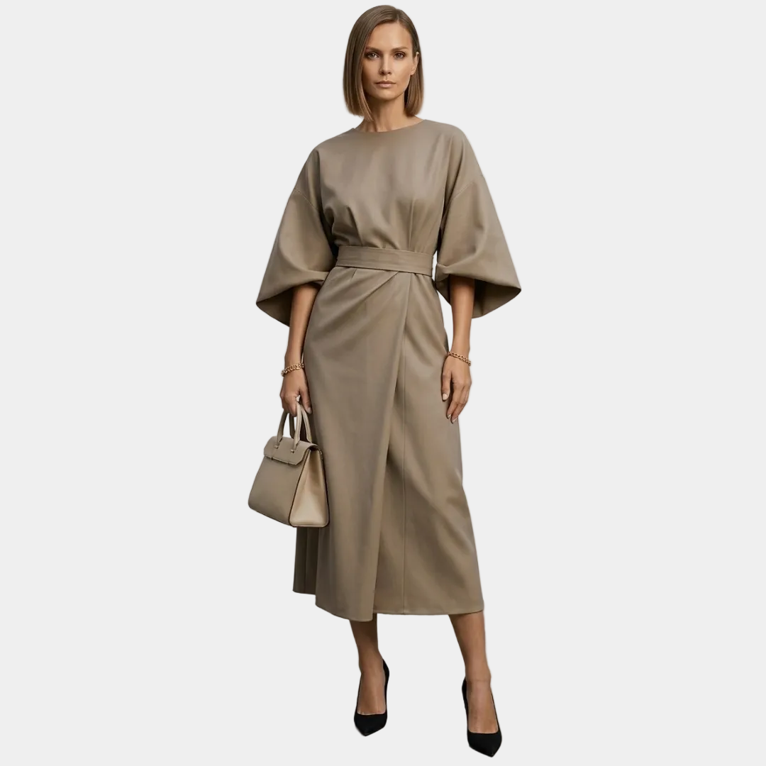 Kata - Eleganta maksi kleita ar jostu