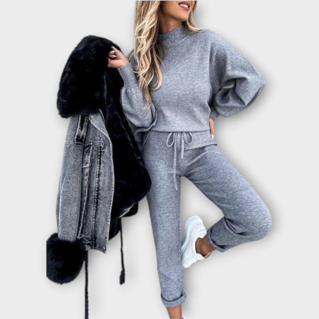Komplekts ar ērtu piegriezumu un mūžīgu eleganci