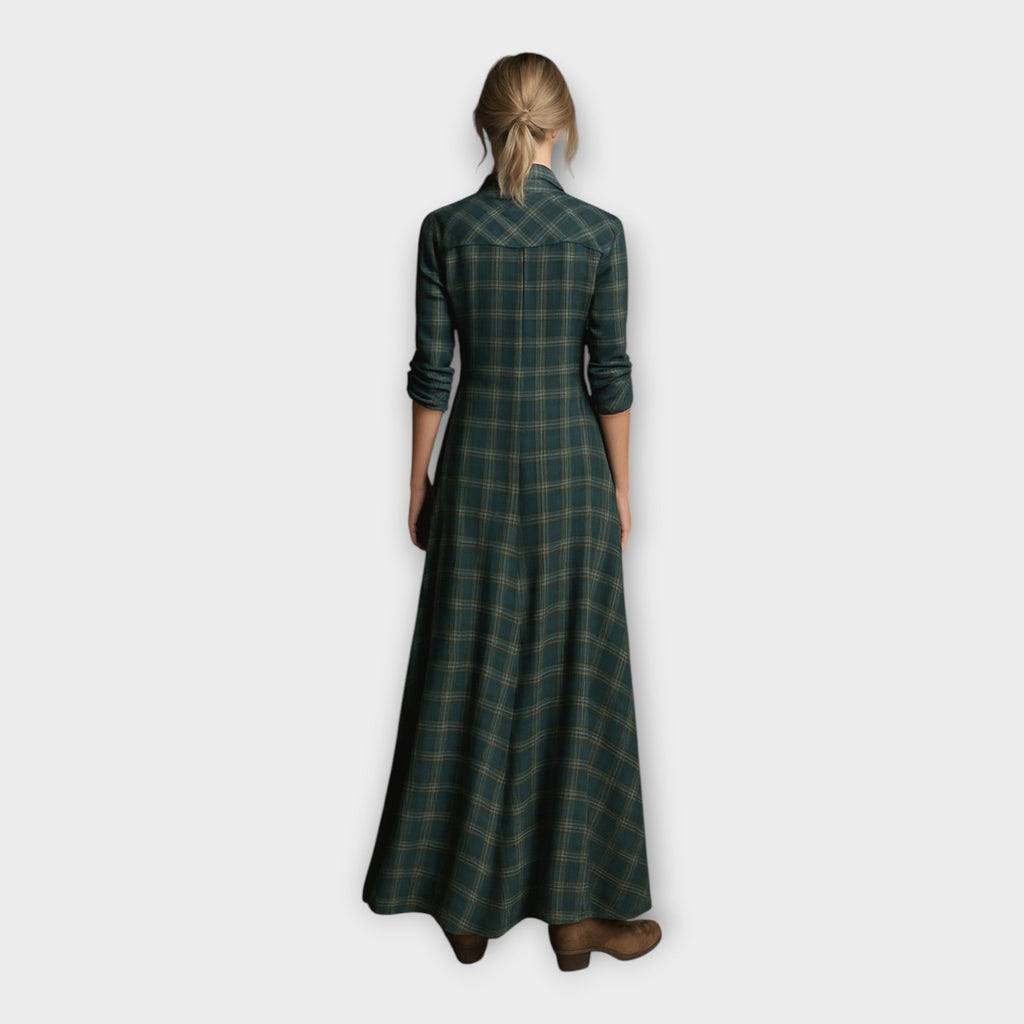 Krekla kleita ar mūžīgu eleganci
