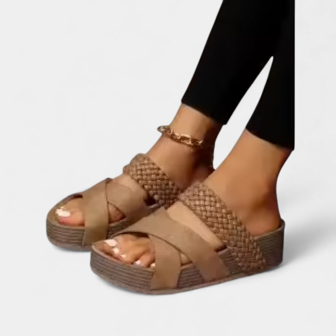 Jovanka – elegantas sandales ar komfortu un atbalstu ikdienai