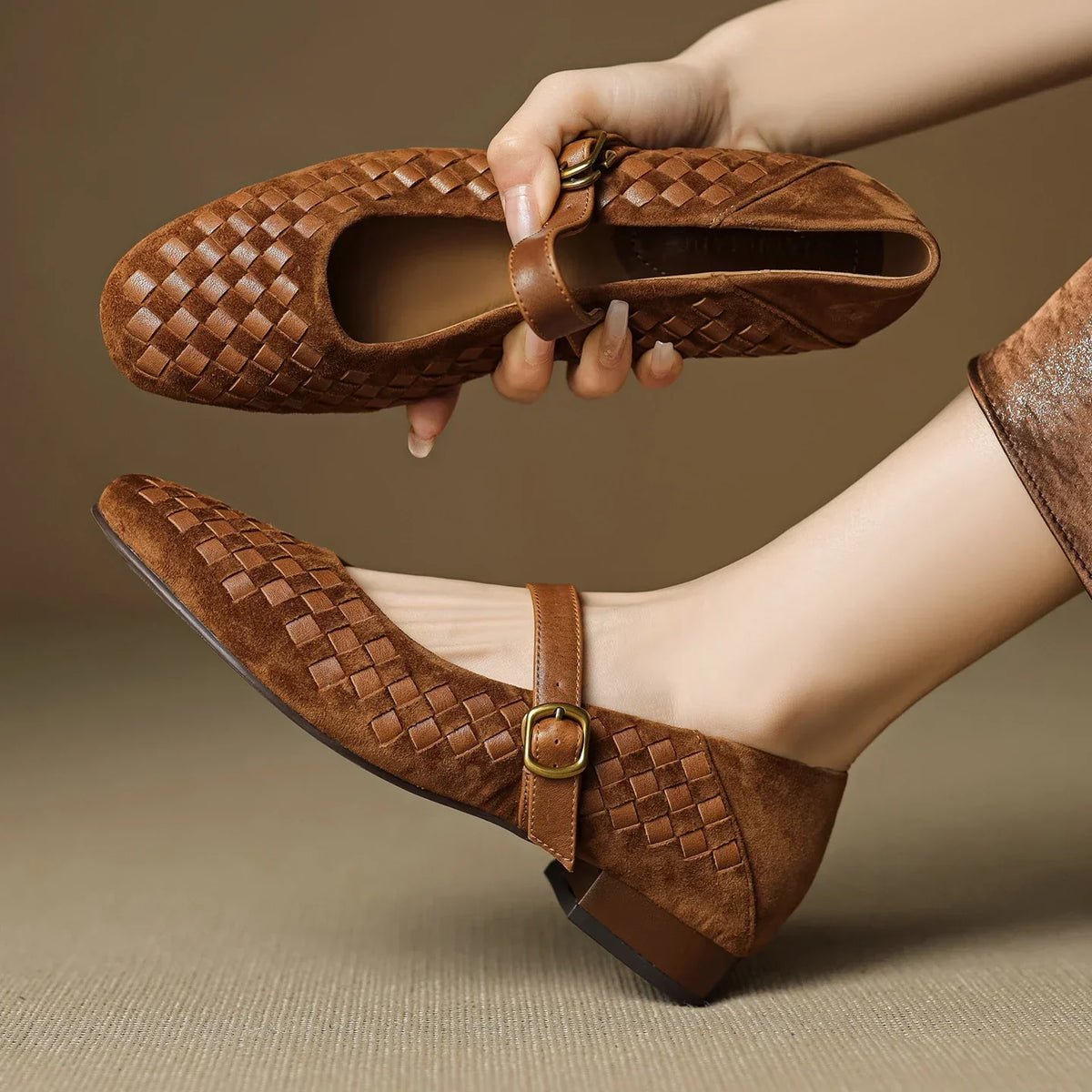 Mila - Ādas sandales