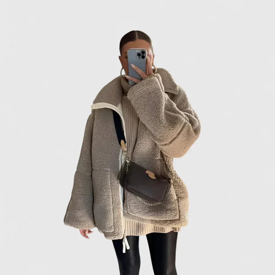 Mila - Mīksta un ērta silta jaka ar elegantu siluetu