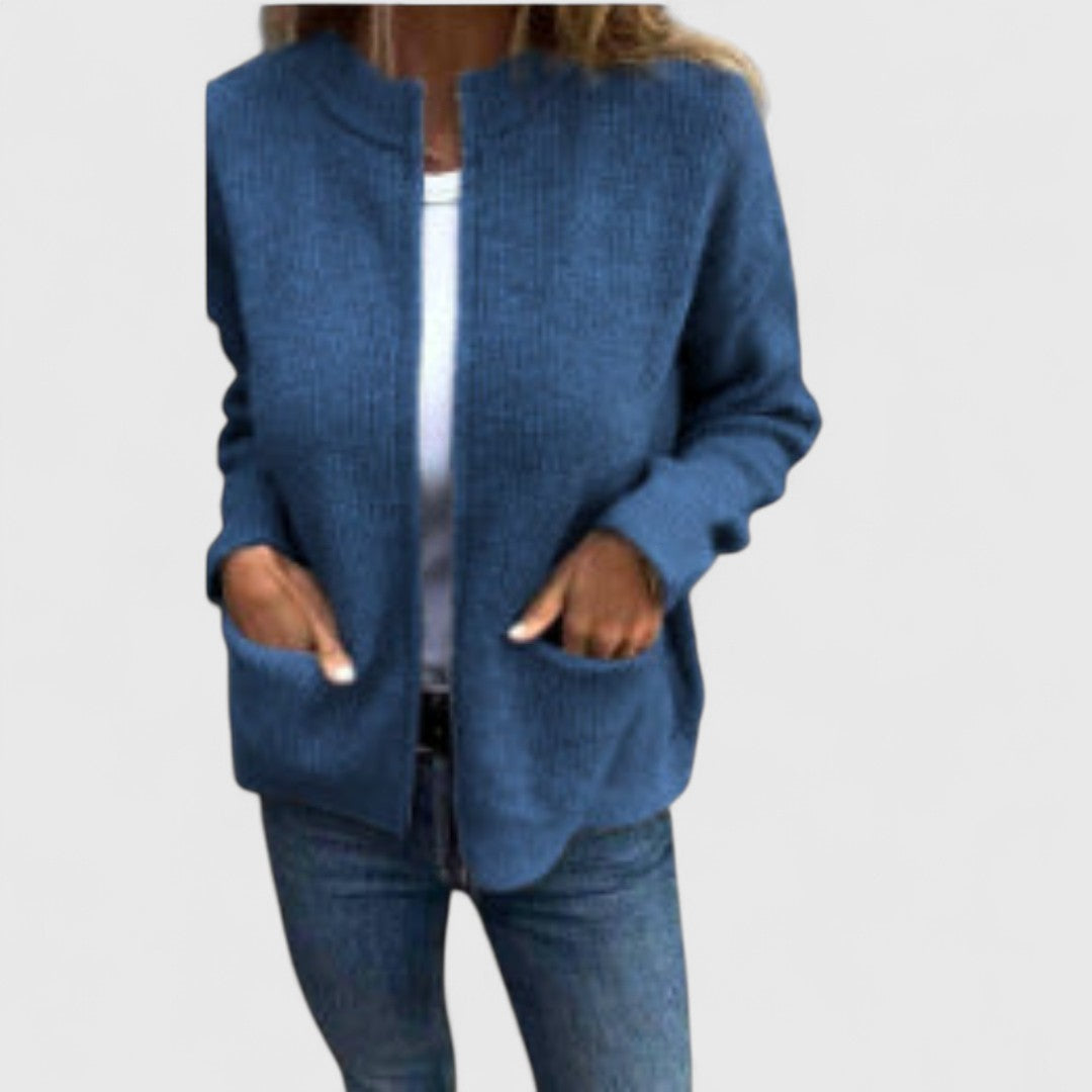 Slavica – veste ar elegantu dizainu un komfortu rudenim un ne tikai