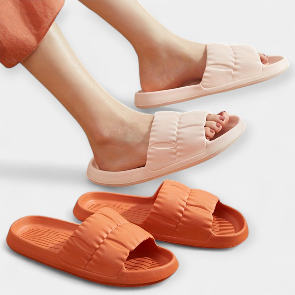 Vienkrāsainas vieglas pludmales čības