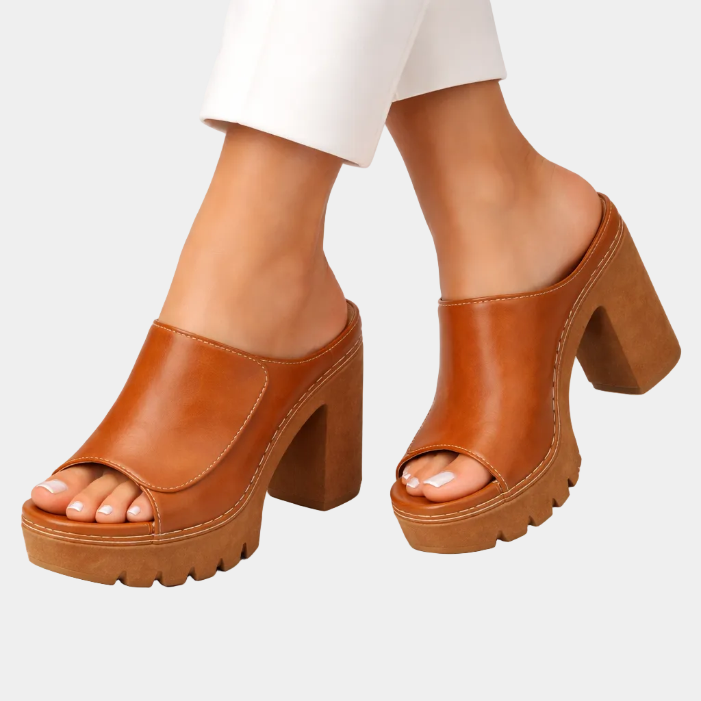 Lela - Augstās sandales